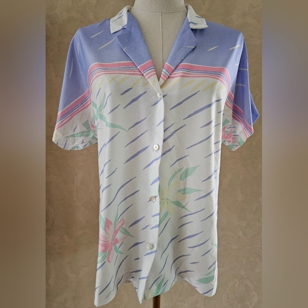 Vintage Vera Tropical Lightweight Button Down Satiny Blouse-Size 10